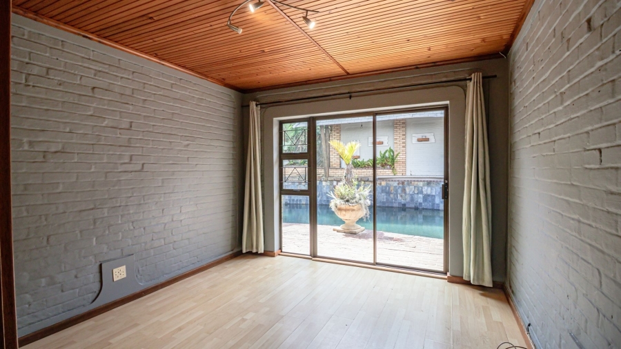 4 Bedroom Property for Sale in Blue Bend Eastern Cape